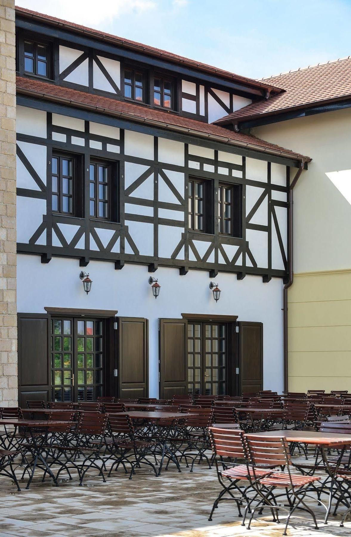 Hotel Castel Royal Mosnita Noua 외부 사진