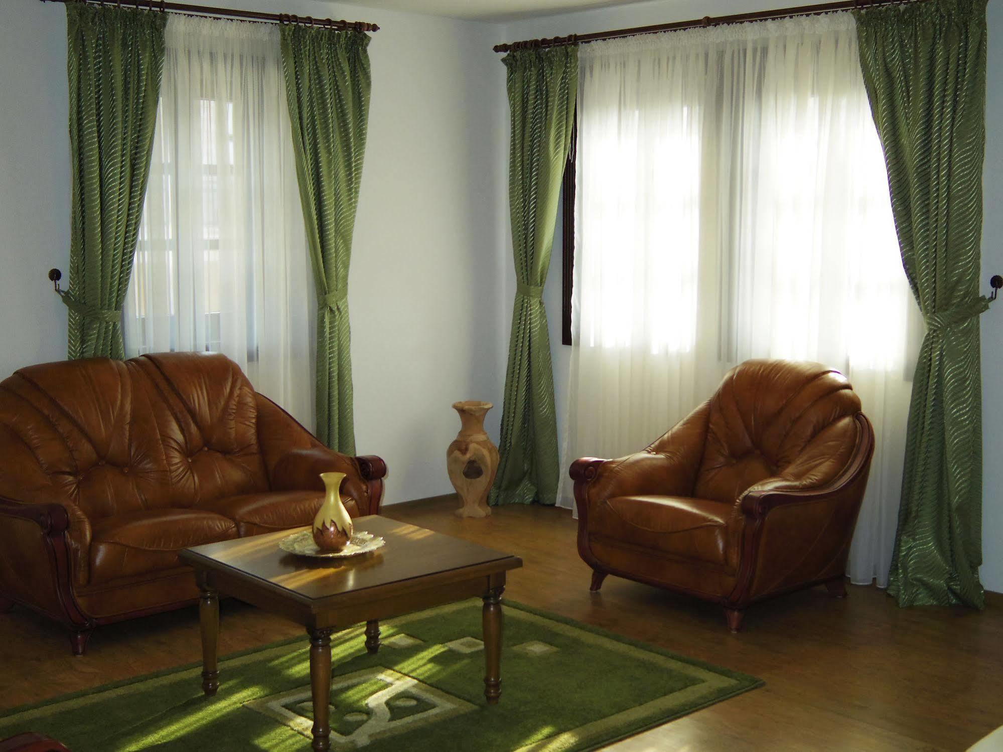 Hotel Castel Royal Mosnita Noua 외부 사진